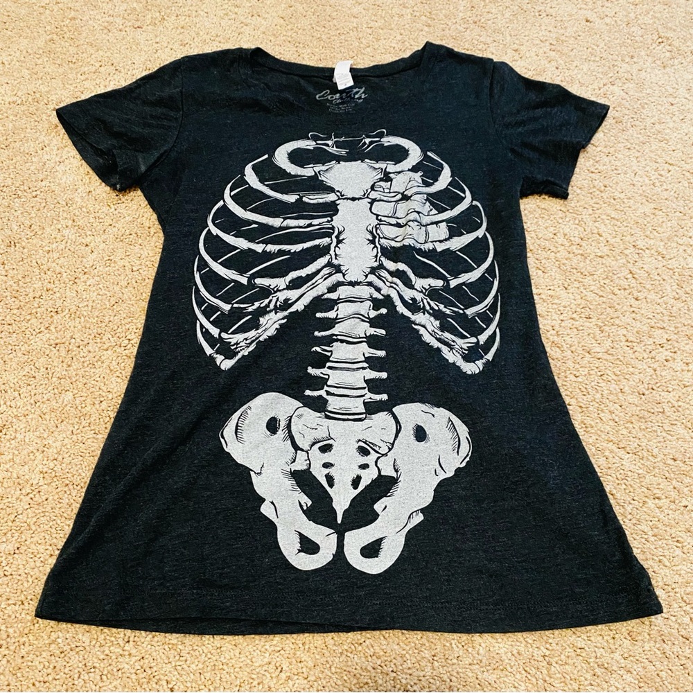 Skeleton tee